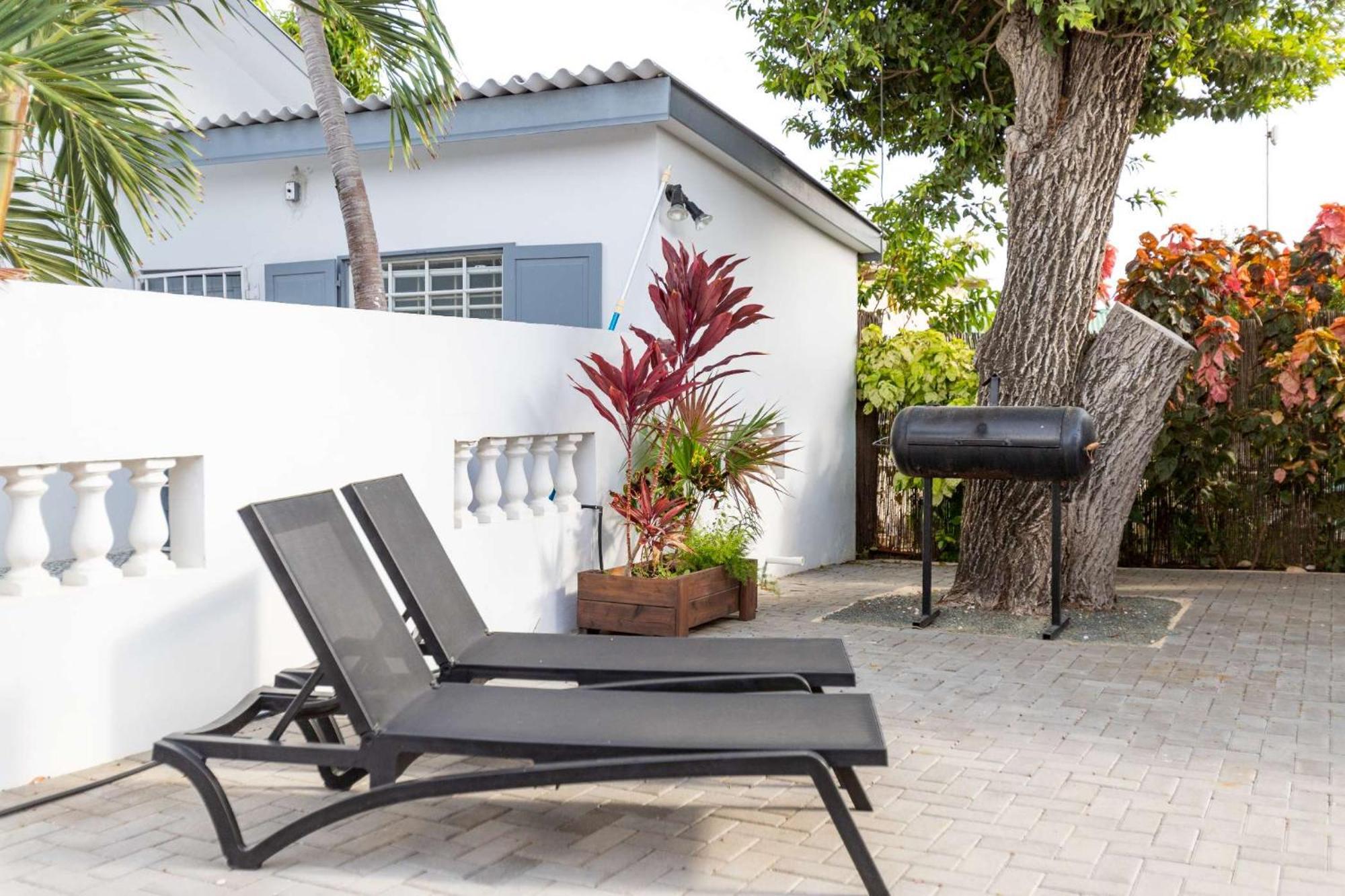 J&L Resort Willemstad Exterior photo